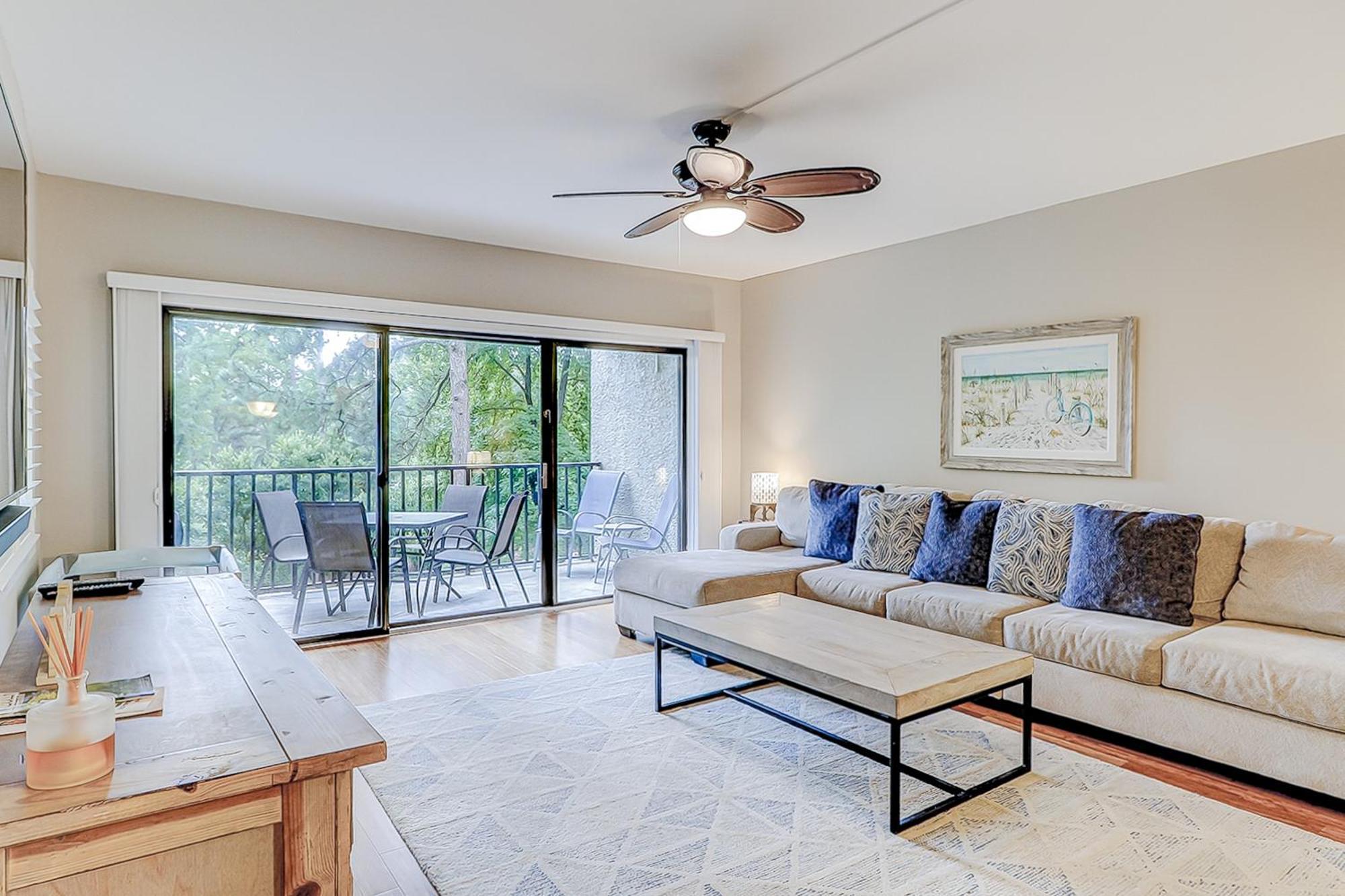 Village House Hilton Head Island Room photo