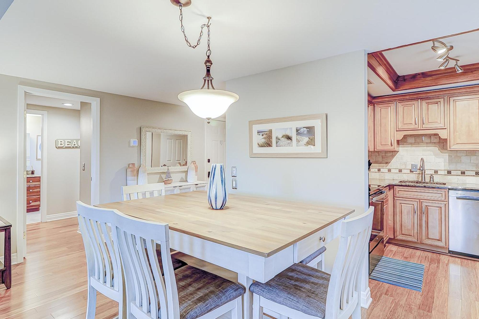 Village House Hilton Head Island Room photo