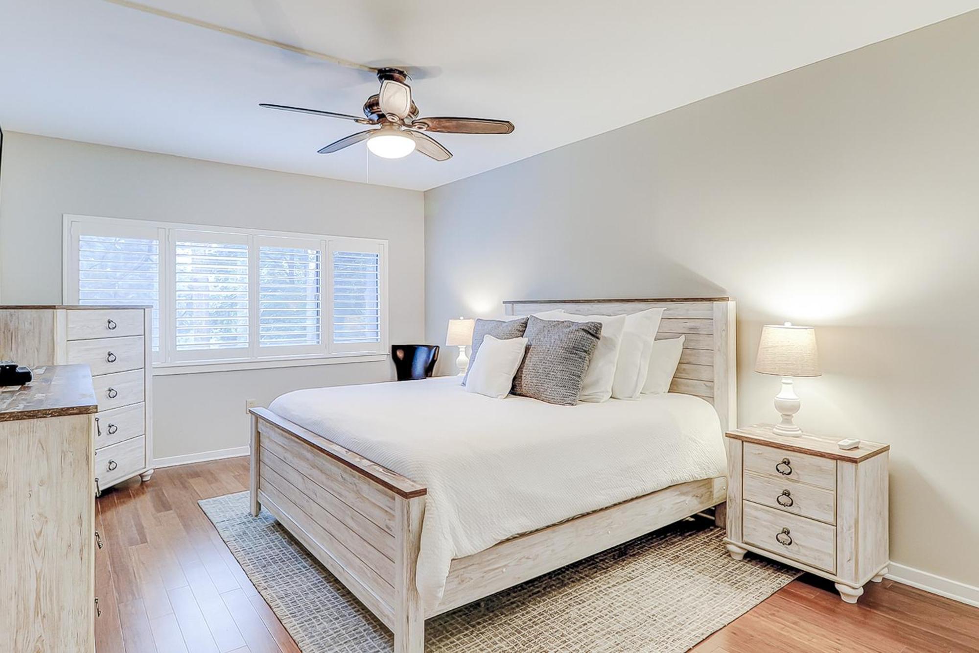 Village House Hilton Head Island Room photo